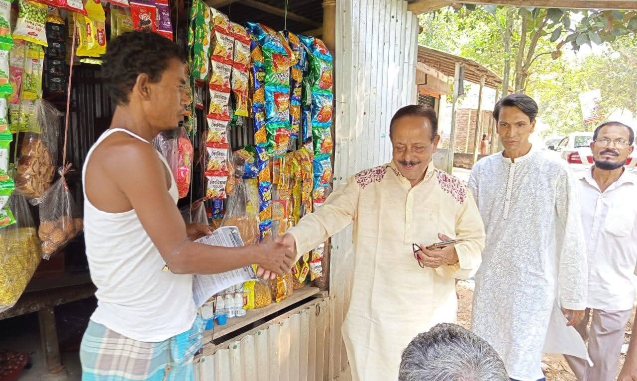 শিবপুরে আবুল হারিস রিকাবদারের গণসংযোগ ও ৩১ দফার লিফলেট বিতরণ